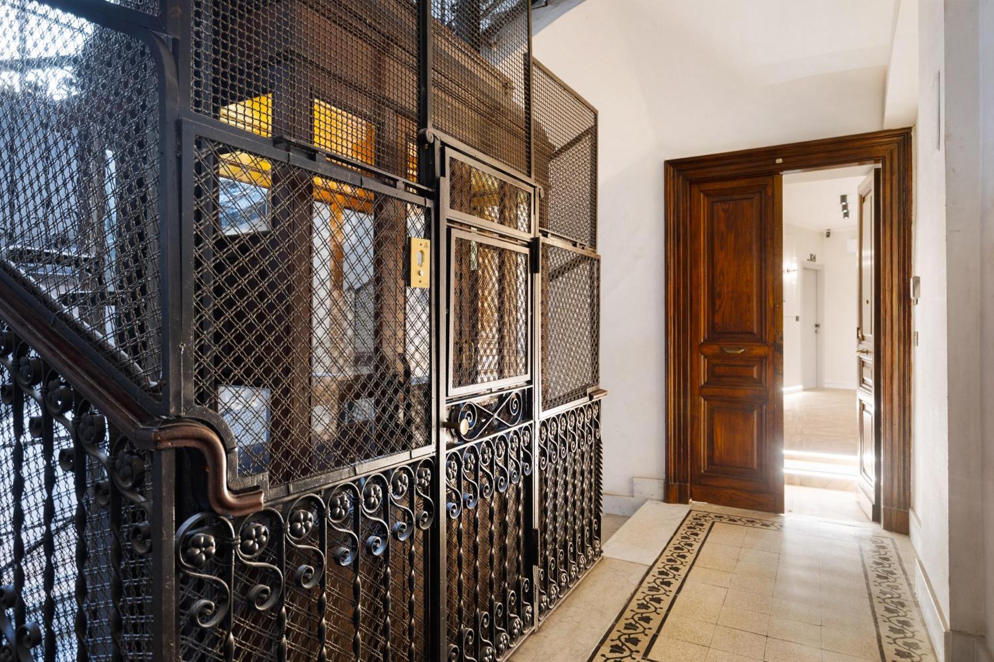 Adriana Boutique Guest House Рим Экстерьер фото