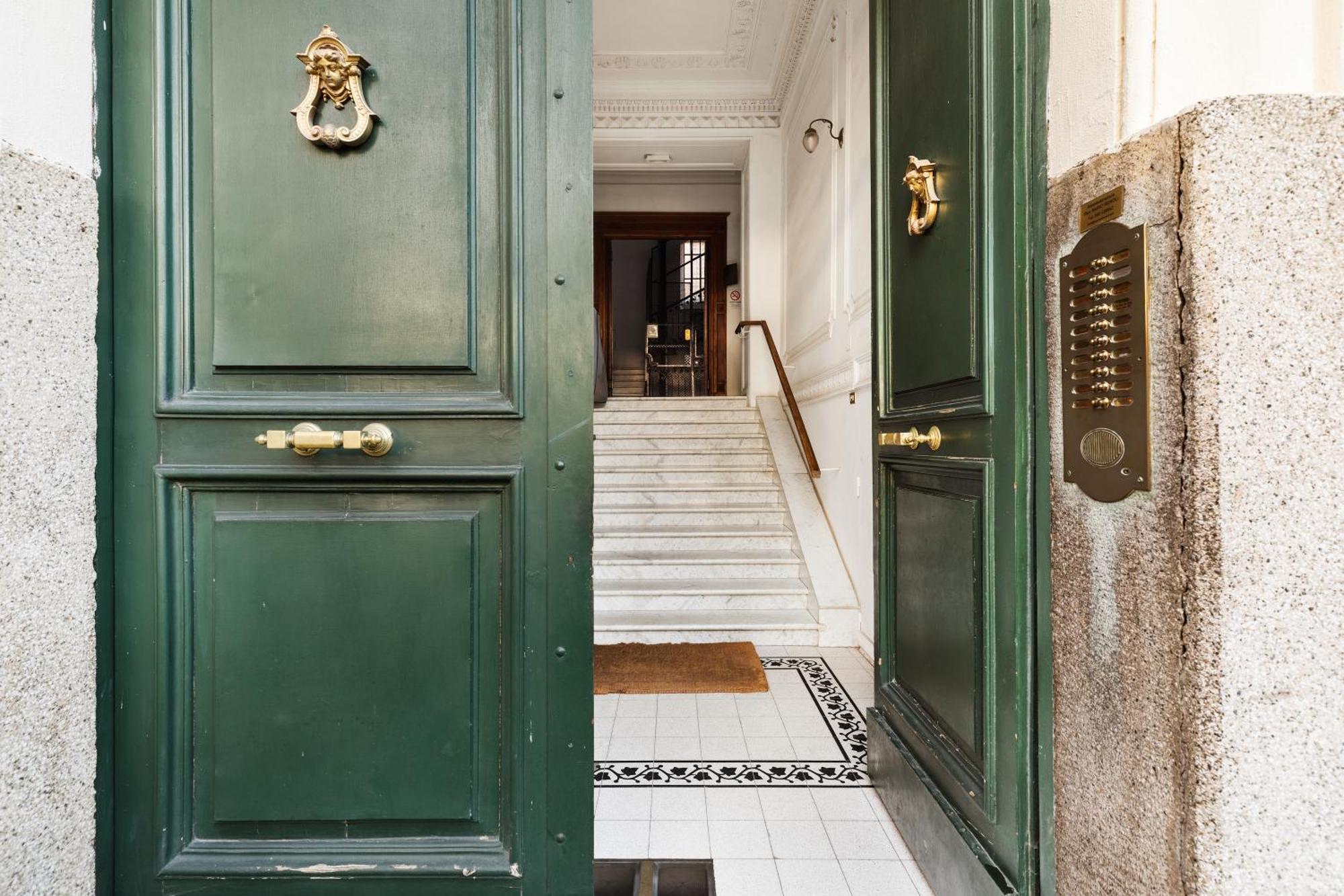 Adriana Boutique Guest House Рим Экстерьер фото